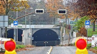 Musste Anfang August 2021 wegen fehlender Sicherheit für den Verkehr komplett geschlossen werden: der Mannheimer Fahrlachtunnel. Die Stadt bereitet nun eine Öffnung mit einer Notertüchtigung vor.