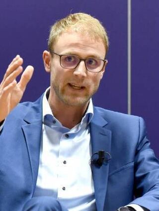 Florian König.