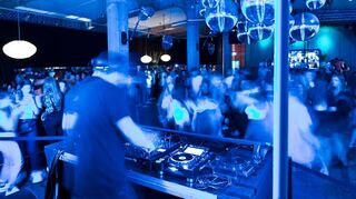 Nicht nur in den Clubs soll gefeiert werden: Auch viele Bars beteiligen sich in diesem Jahr an der Langen Nacht der Clubs in Mannheim.