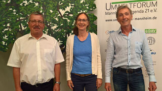 Seit Sommer vertreten sie in dieser Konstellation das Umweltforum: Dieter Breitenreicher (l.), Sabine Meßmer-Luz und Wolfgang Schuy.