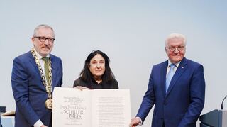 Oberbürgermeister Peter Kurz, Emine Sevgi Özdamar, Bundespräsident Frank-Walter Steinmeier.