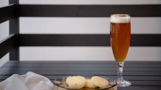 Ein wunderbares Duo: Handkäs und Pils.