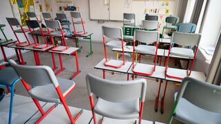Viele Schulen müssen erste und letzte Stunden streichen, weil aufgrund des Krankenstands keine Lehrkräfte mehr zur Verfügung stehen.