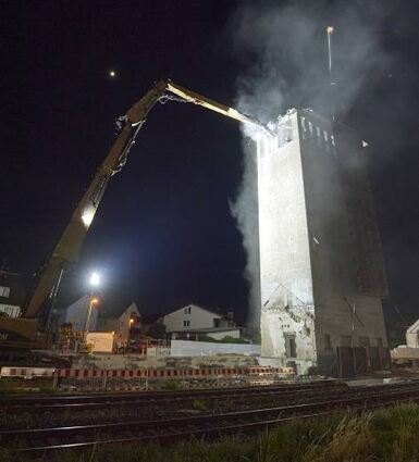 Der alte Siloturm wurde in einer Sommernacht abgerissen.