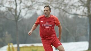 Viernheims Spielertrainer Ralf Dalmus und seine Mannen müssen gegen den Tabellenführer ran.