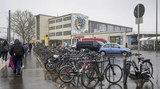 Das Fahrradparkhaus am nördlichen Vorplatz des Heidelberger Hauptbahnhofes soll nun vorangetrieben werden.