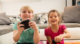 Eine familientaugliche Spielekonsole soll her? Diese Geräte eignen sich für Kinder und Eltern.