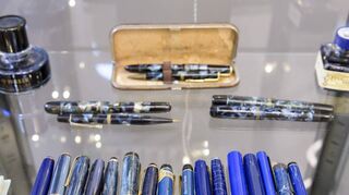 Füllfederhalter in allen Farben und Designs gibt es im Füllhaltermuseum in Handschuhsheim zu entdecken. Einst fertigte die Firma Kaweco in dem Heidelberger Stadtteil ihre weltweit bekannten Produkte.