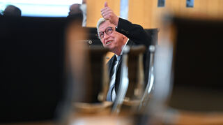 Volker Bouffier bekommt dieses Jahr den Courage-Orden des HCV verliehen.