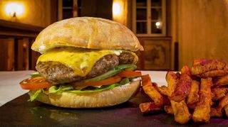 Der Burger gehört zu den drei beliebtesten Fast-Food-Gerichten in Deutschland.
