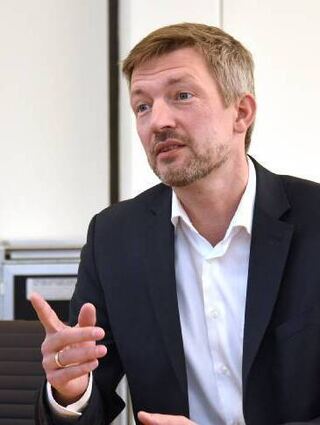 Ein Fingerzeig in die Zukunft ist für Schmutz die Sanierung des Freibads.