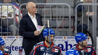 Adler-Cheftrainer Bill Stewart hofft, endlich einmal mit seinem kompletten Spielerkader arbeiten zu dürfen.