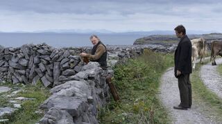 Eindrucksvoll als Freunde wie als Streithähne: Brendan Gleeson (links als Colm) und Colin Farrell (rechts als Pádraic ) in einer atmosphärischen Filmszene.