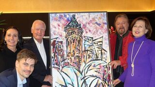 Bei der Übergabe des Bildes (v.l.): Beate Däuwel von Sterntaler, Johann Schulz-Sobez, Manfred Fuchs, Harald Tschlenek und Christine Stahl-Maugé.