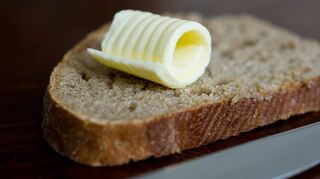 Die Vorlieben sind unterschiedlich: Der eine schwört auf Butter, die andere streicht sich ausschließlich Margarine aufs Brot.