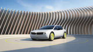 mid Groß-Gerau - "BMW i Vision Dee" heißt die futuristische Mittelklasse-Limousine.
