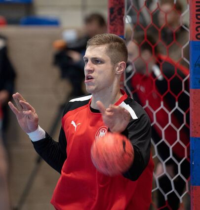 Torwart Joel Birlehm hinterlässt im Training der DHB-Auswahl bislang einen starken Eindruck.