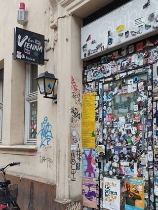 Das „Café Vienna“ hat jetzt einen neuen Besitzer.