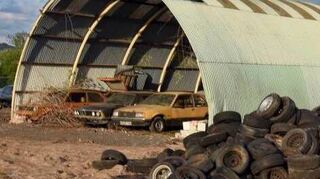 So sah der Autofriedhof in Neu-Edingen im Frühjahr 2021 aus.