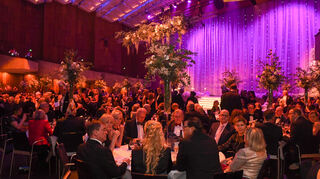Übersicht des Weissen Ball im Rosengarten Mannheim.