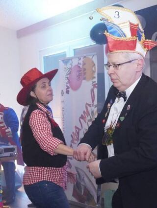 Ex-Prinzessin Beate I. und Ex-Präsident Walter Hofmann beim Tanz.