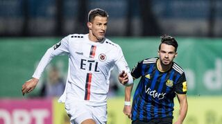 Gegen den 1. FC Saarbrücken stand Michael Schultz (links) am vergangenen Wochenende für Viktoria Köln erstmals 90 Minuten auf dem Platz. Die Kölner unterlagen mit 0:2.