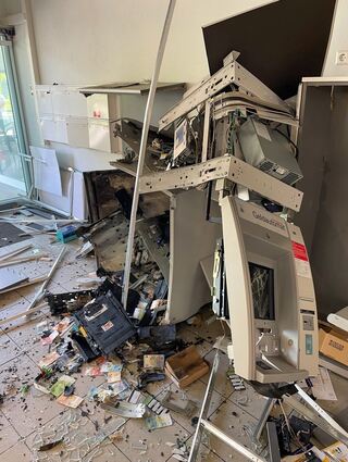 Gesprengter Geldautomat in Baden-Württemberg. (Symbolbild)