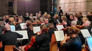 Volles Haus: Das Orchester Tonart in der Kulturkirche Epiphanias.