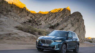 mid Groß-Gerau - Den aufgefrischten BMW X5 wird es auch als Plug-in-Hybrid der neuesten Generation geben.