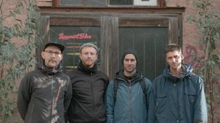 Das Team von Basement Bikes (v.l.): Arne Große Hülsewiesche, Manuel Wilke, Hannes Stockmar, Nico Netzer.