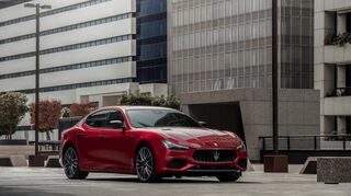 mid Groß-Gerau - Der Maserati Ghibli erhielt die Auszeichnung "Best Cars 2023" in der Kategorie "Obere Mittelklasse E - Import".