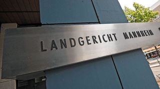 Vor dem Landgericht Mannheim hat am Dienstag der Prozess gegen einen Mann begonnen, der im Sommer vergangenen Jahres eine Frau am Vogelstangsee vergewaltigt haben soll.
