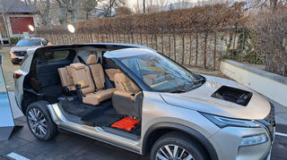 mid Andorra - Am Schnittmodell des X-Trail wird e-4ORCE erläutert.