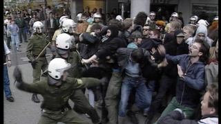 Eine Demonstration am Pfingstsamstag 1992 in der Mannheimer Innenstadt eskalierte.