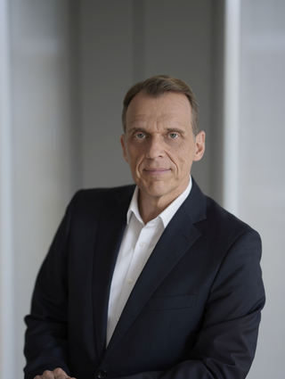 Stephan Kothrade.