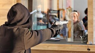 Was hier nur Dreharbeiten für einen „Tatort“-Film sind, ist in Ludwigshafen Realität geworden: Bewaffnete Räuber haben die Zulassungsstelle überfallen.