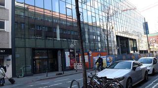 Die Immobilie in der Mannheimer Kunststraße wird nach dem Auszug von Saturn für die künftige Nutzung umgebaut.