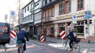 Die Straße zwischen den Quadraten E 1 und E 2 war während des Versuchs ausschließlich Radfahrern vorbehalten.