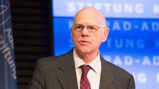 Professor Dr. Norbert Lammert.
