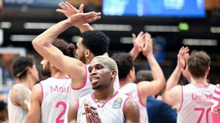 Die Telekom Baskets Bonn um den früheren Crailsheimer Aufbauspieler TJ Shorts II (hier ein Archivbild) hatten wieder allen Grund zum Jubeln.
