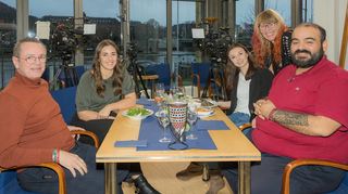 Im gastronomischen TV-Wettstreit: Drazen Postek (v.l.), Isa Kapelakis, Jenny Scheuermann, Ursula „Uschi“ Krauß und Stefan Horn.