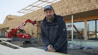 Seit fast einem Jahr arbeitet Thorsten Strüven auf der Großbaustelle.