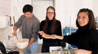 An der Friedrich-Fröbel-Schule wurden Waffeln gebacken.