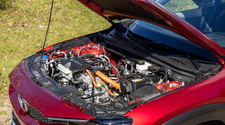 mid Groß-Gerau - Kein Frunk, dafür ordentlich Leistung: 107 kW/145 PS leistet der Elektromotor im MX-30.