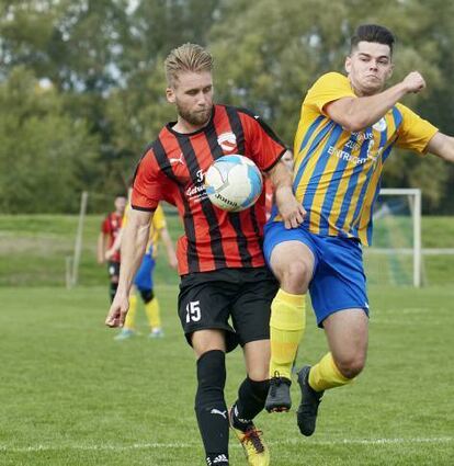 Philipp Grünig (l.) traf zum 4:0 für die SG NoWa.