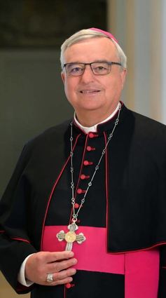 Bischof Dr. Karl-Heinz Wiesemann wird sich mit dem christlichen Menschenbild beschäftigen.