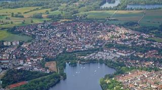 Blick auf den Rheinauer See, der zum Großteil Privatbesitz ist.