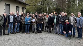 Die Gruppe der Helferinnen und Helfer bei der Kartierung. Ihnen liegt der Schutz der Rebhühner in der Gemeinde am Herzen.