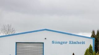Die Stadt kauft die Halle der Sänger-Einheit.