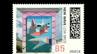 Das Wandbild „New Wave“ ist im Original im Quadrat F5 zu sehen.